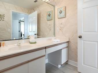 Navarre Bch Regency 601