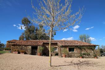 House With 2 Bedrooms In Garciaz, With Enclosed Garden