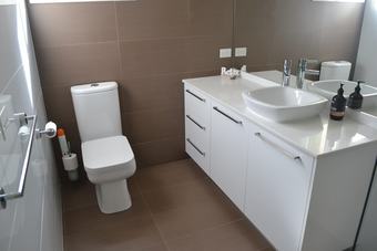 Waterview- Stoneleigh At Yarra