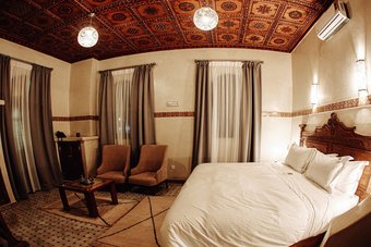 Hotel Oz Palace