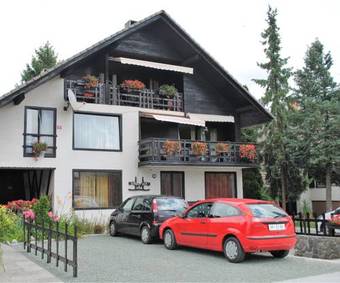 Aparthouse Ani