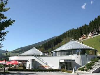 Exquisite Holiday Home Near Ski Area In K�nigsleiten