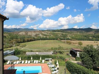 Charming Villa In Vicchio Tuscany With Swimming Pool