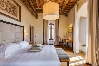 Agroturismo Castello La Leccia