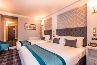 Carlton Hotel