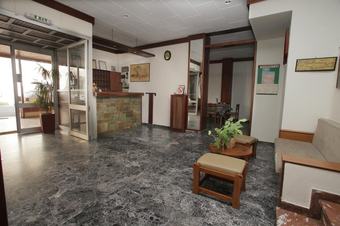 Evans Hotel