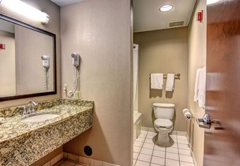 Holiday Inn Express Hotel & Suites Wallace-hwy 41