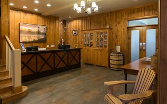 Hotel Sherwood Inn