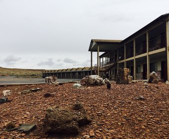 Whispering Sands Motel