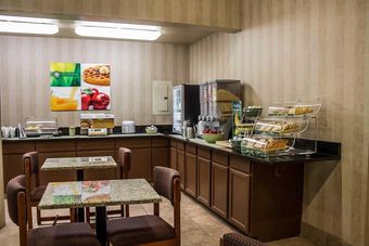 Hotel Quality Inn & Suites North