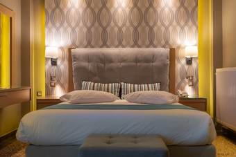 Heliotrope Hotels