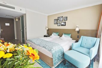 Court Hotel