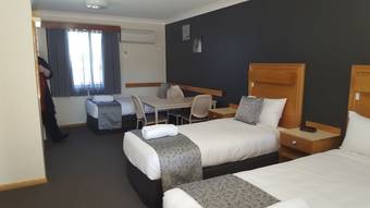 Gold Panner Motor Inn
