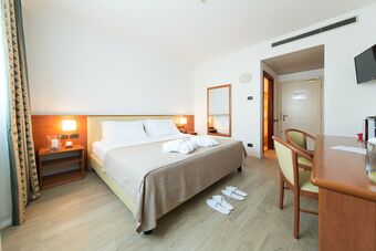 Airport Hotel