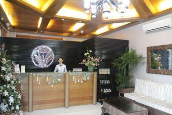 Hotel Batangas Country Club