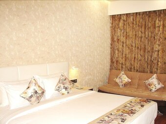 Hotel Grand Maple
