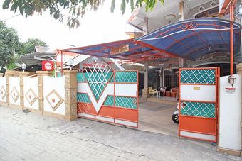 Hotel Reddoorz Near Mall Ambarukmo Yogyakarta