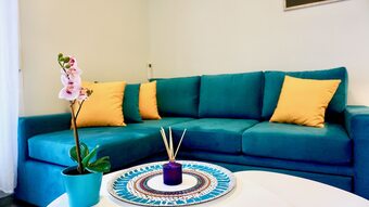 Lovely Renovated Apartment In Hilton Hotel Area