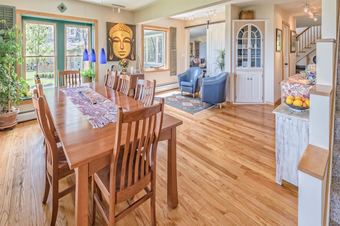 Moonshadow Bed And Breakfast