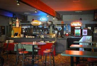 Morden Motor Inn