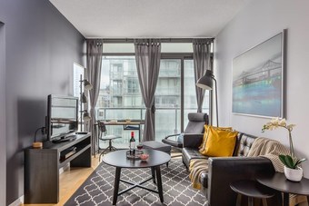 Apartamentos Luxurious 2-bedroom Condo