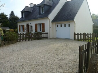 Classic Holiday Home In Riec-sur-b�lon With Private Garden