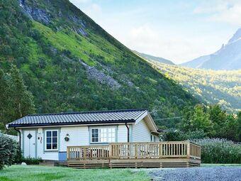 4 Star Holiday Home In Laupstad
