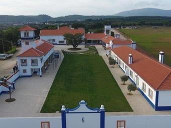 Bed & Breakfast Quinta Da Torre - Casas de Campo