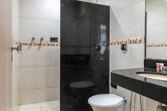 Oyo Toy Barra Hotel