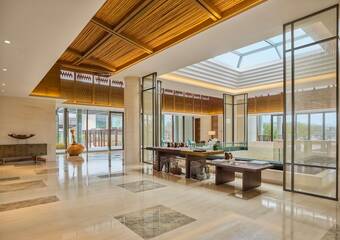 Hotel Lushan West Sea Resort, Curio Collection By Hilton