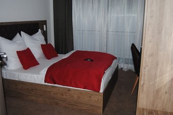 B&s Hotel
