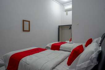 Hotel Reddoorz Near Pasar Baru Mamuju