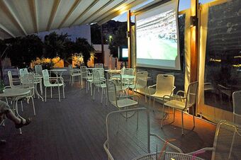 Hotel Tony's Beach