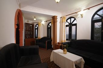 Hotel Manohara