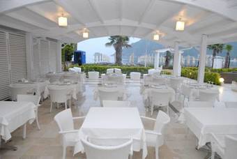 Sea Star Hotel