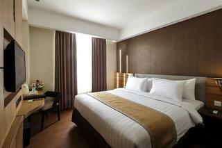 Lynn Hotel