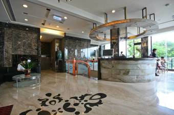 Harbor Resort Hotel