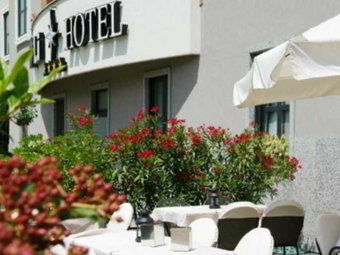 Poli Hotel