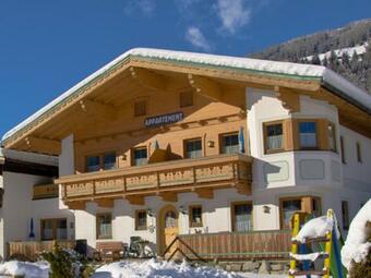 Wonderful Apartment In Wald Im Pinzgau With Balcony