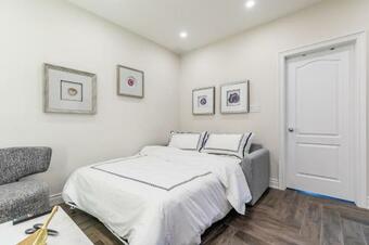 Prime Location - Stunning 2br - Newly Renovated!