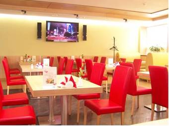 Kristall Hotel