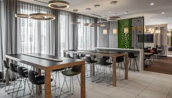 Holiday Inn Express Dusseldorf - Hauptbahnhof, An Ihg Hotel