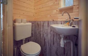 Amazing Home In S�sel W/ Wifi