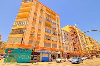 Low Cost Rooms Malaga River