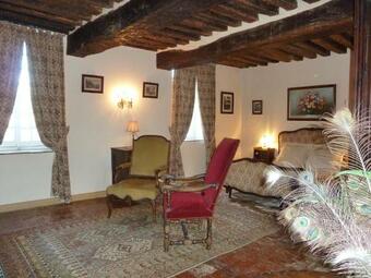 Guest Room In A Lavish Castle In Allier