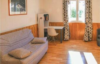 Nice Home In Puimisson W/ Outdoor Swimming Pool, Wifi And Outdoor Swimming Pool