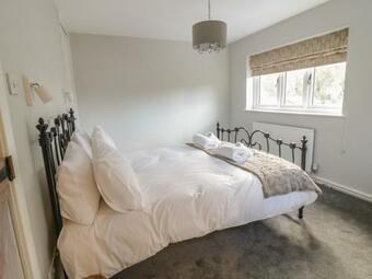 Esmor Cottage