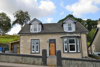 Roselea Lodge