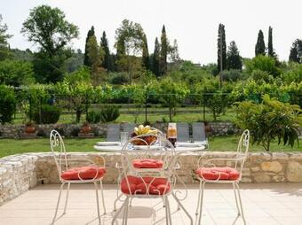 Giannakis Villa