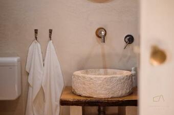 Heritage Stonehouse Jure
